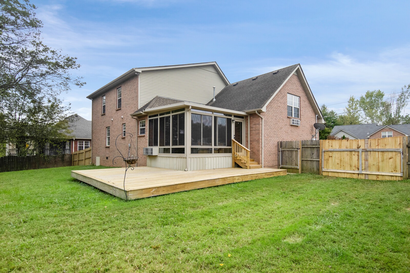 116 Calloway Ln