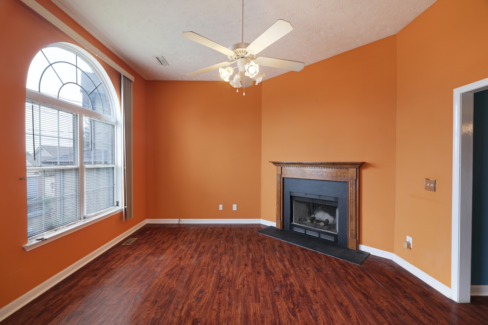 3212 Cloudfalls Trce