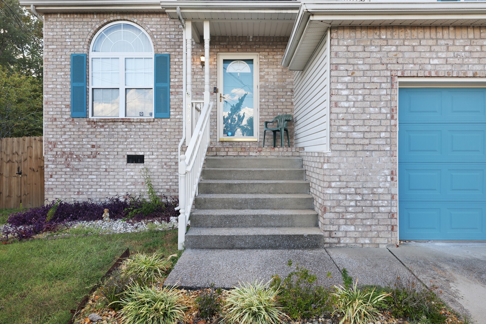 3212 Cloudfalls Trce
