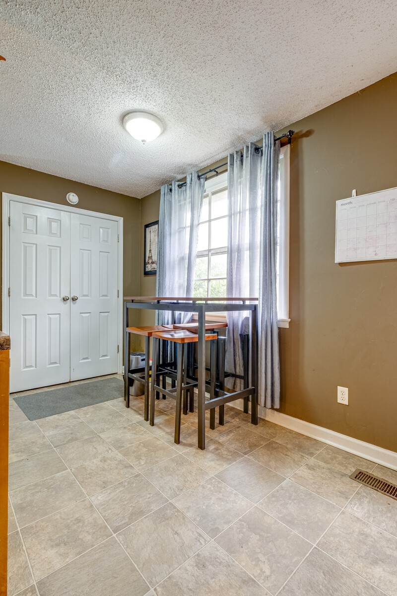 103 Donald Dr