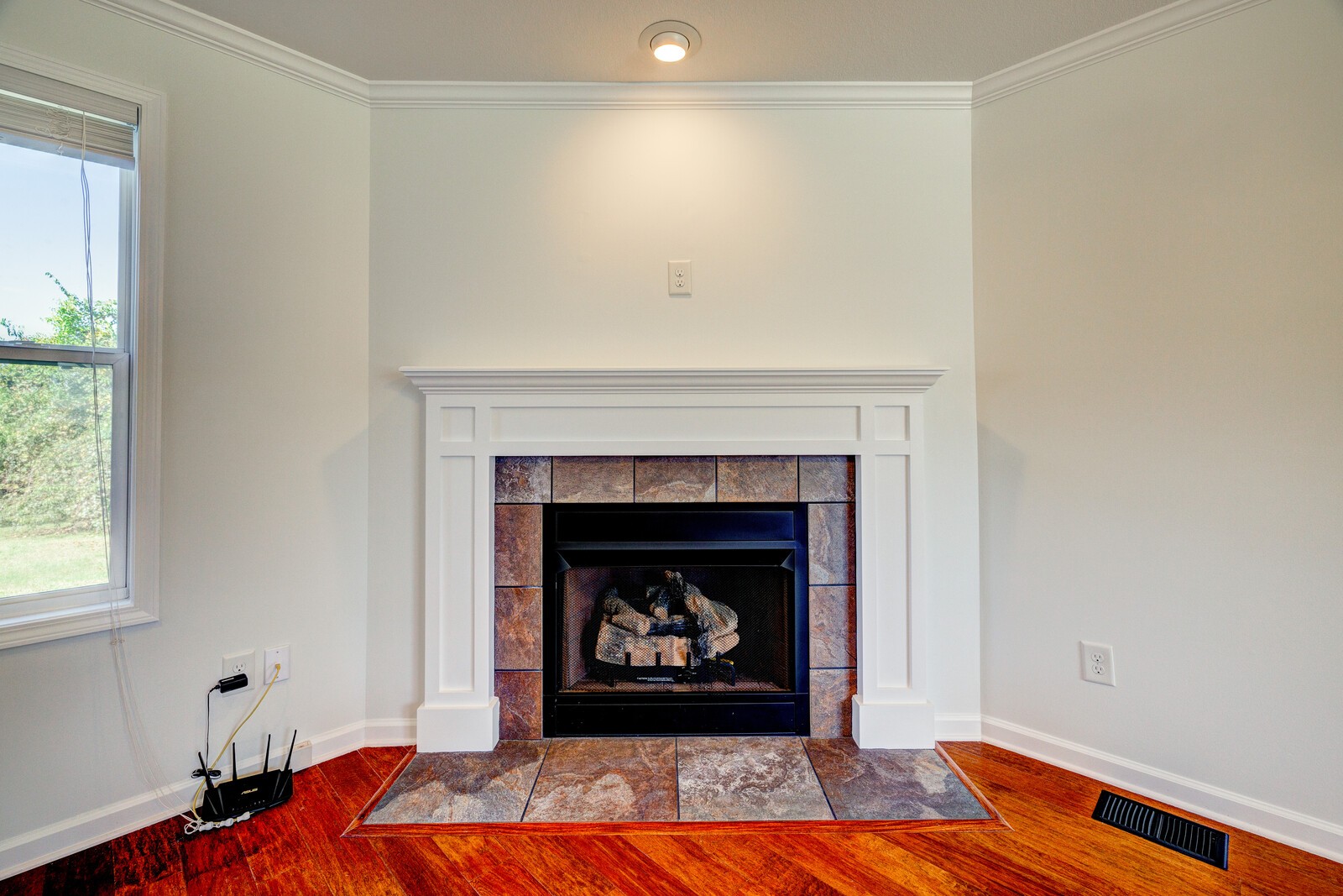 3626 Fox Tail Dr