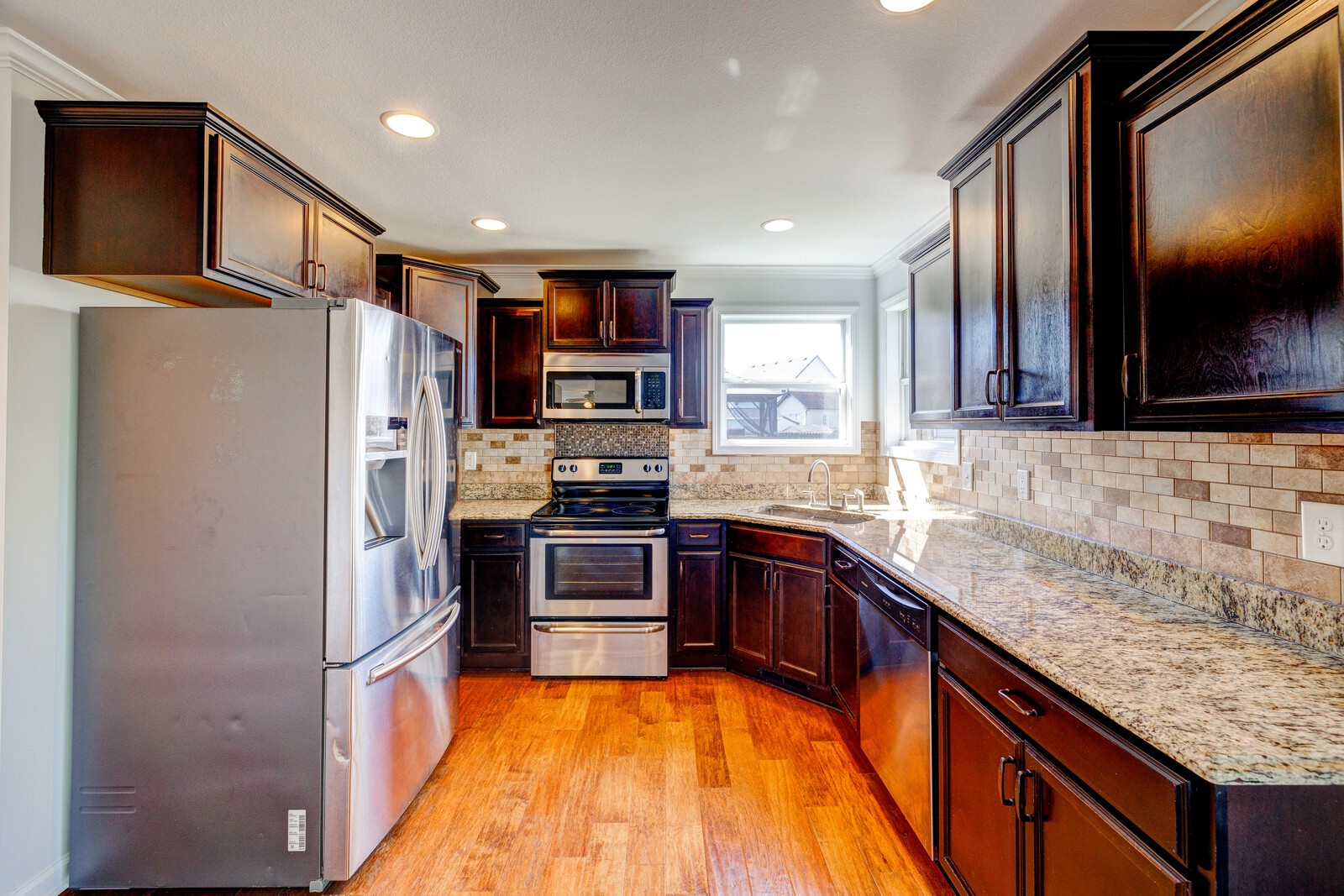 3626 Fox Tail Dr