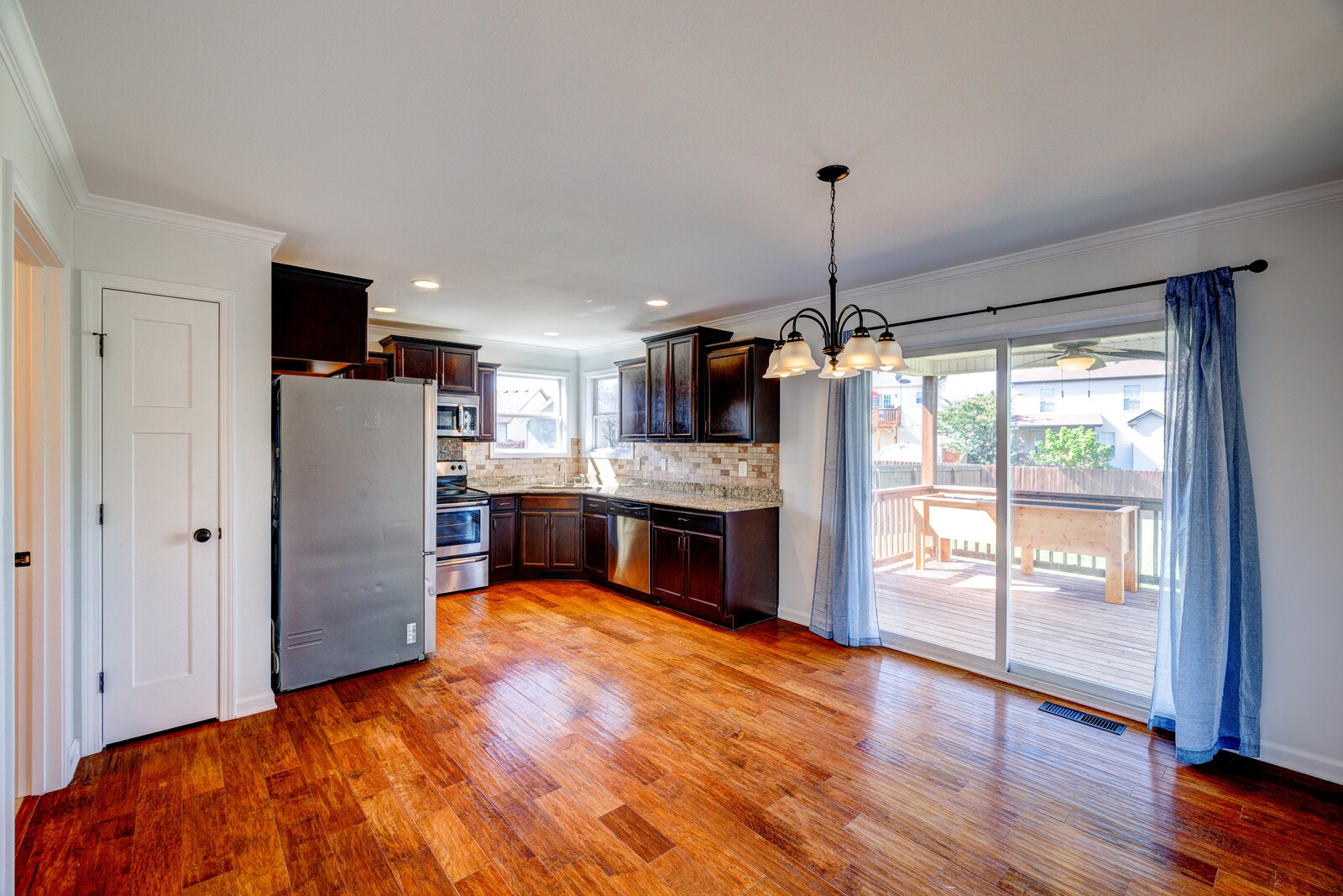 3626 Fox Tail Dr