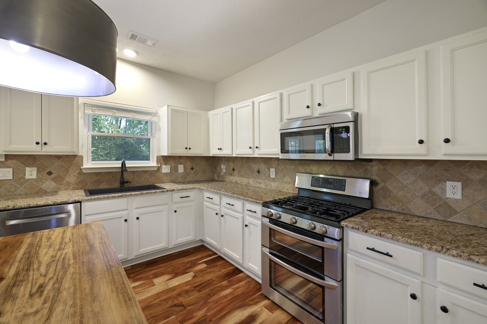 3165 Winberry Dr