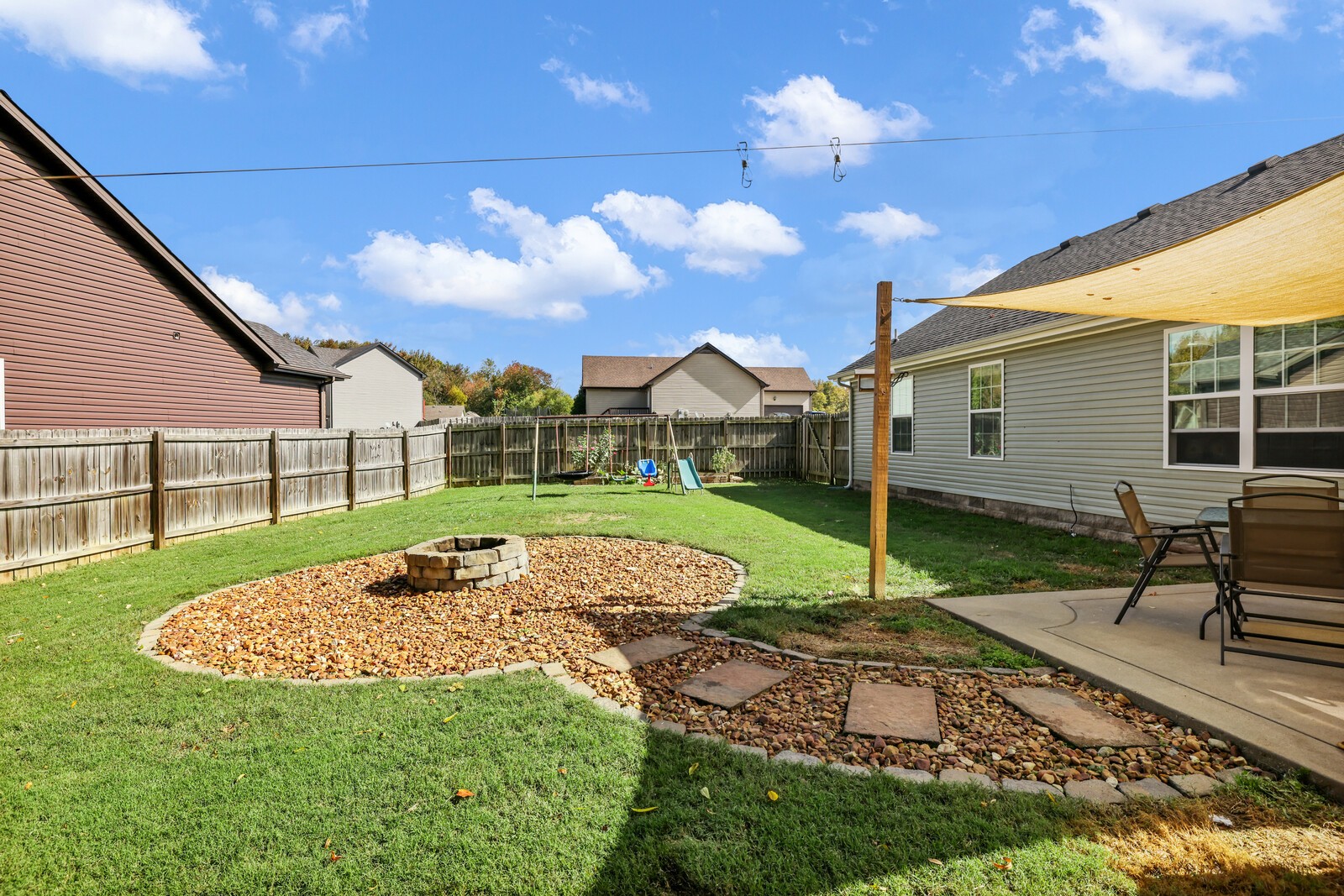 845 Shelton Cir