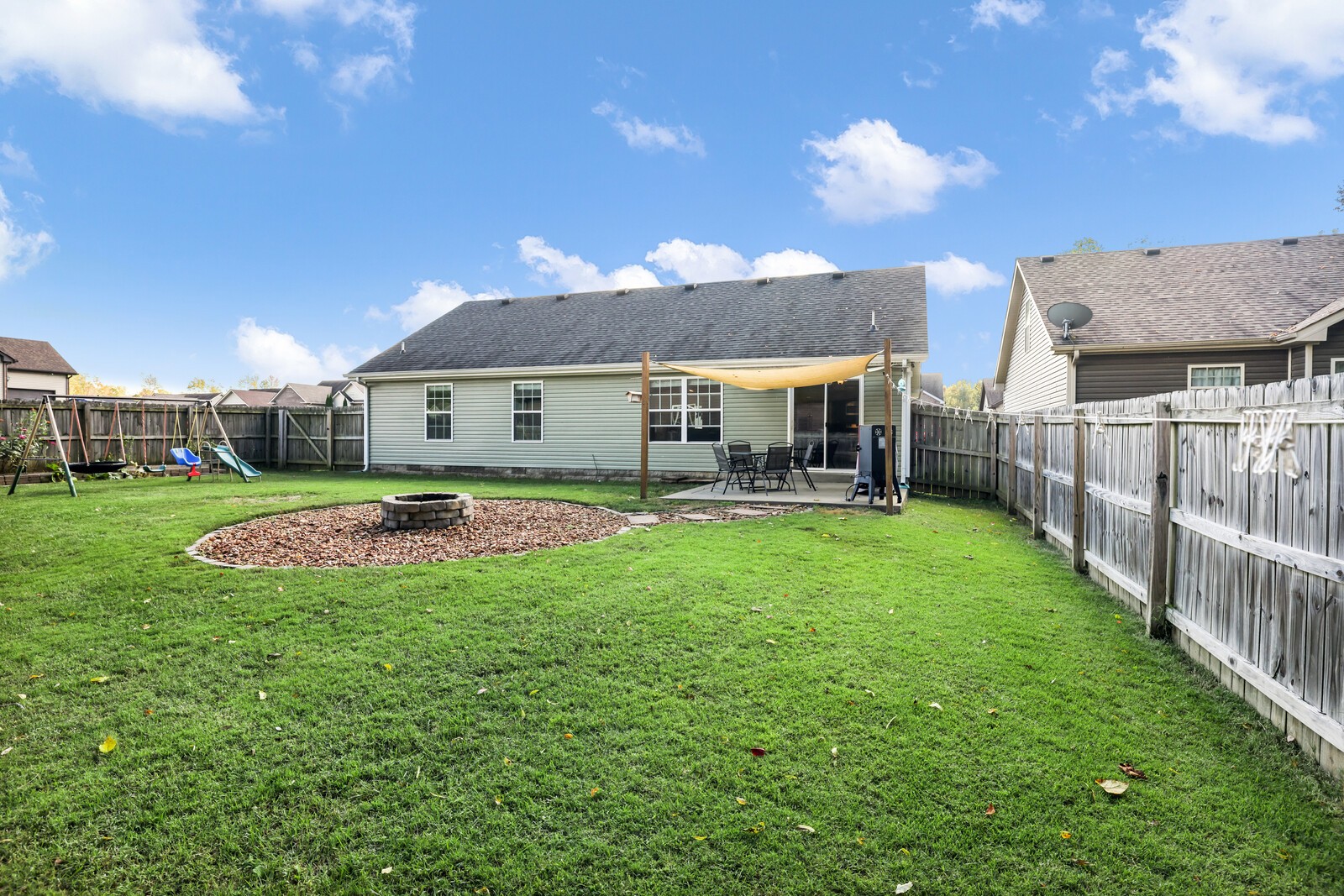 845 Shelton Cir