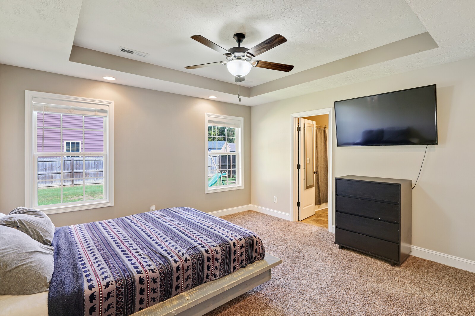 845 Shelton Cir
