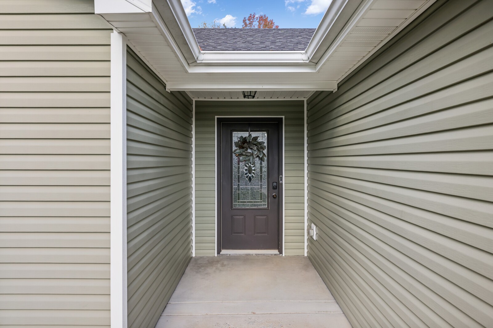 845 Shelton Cir