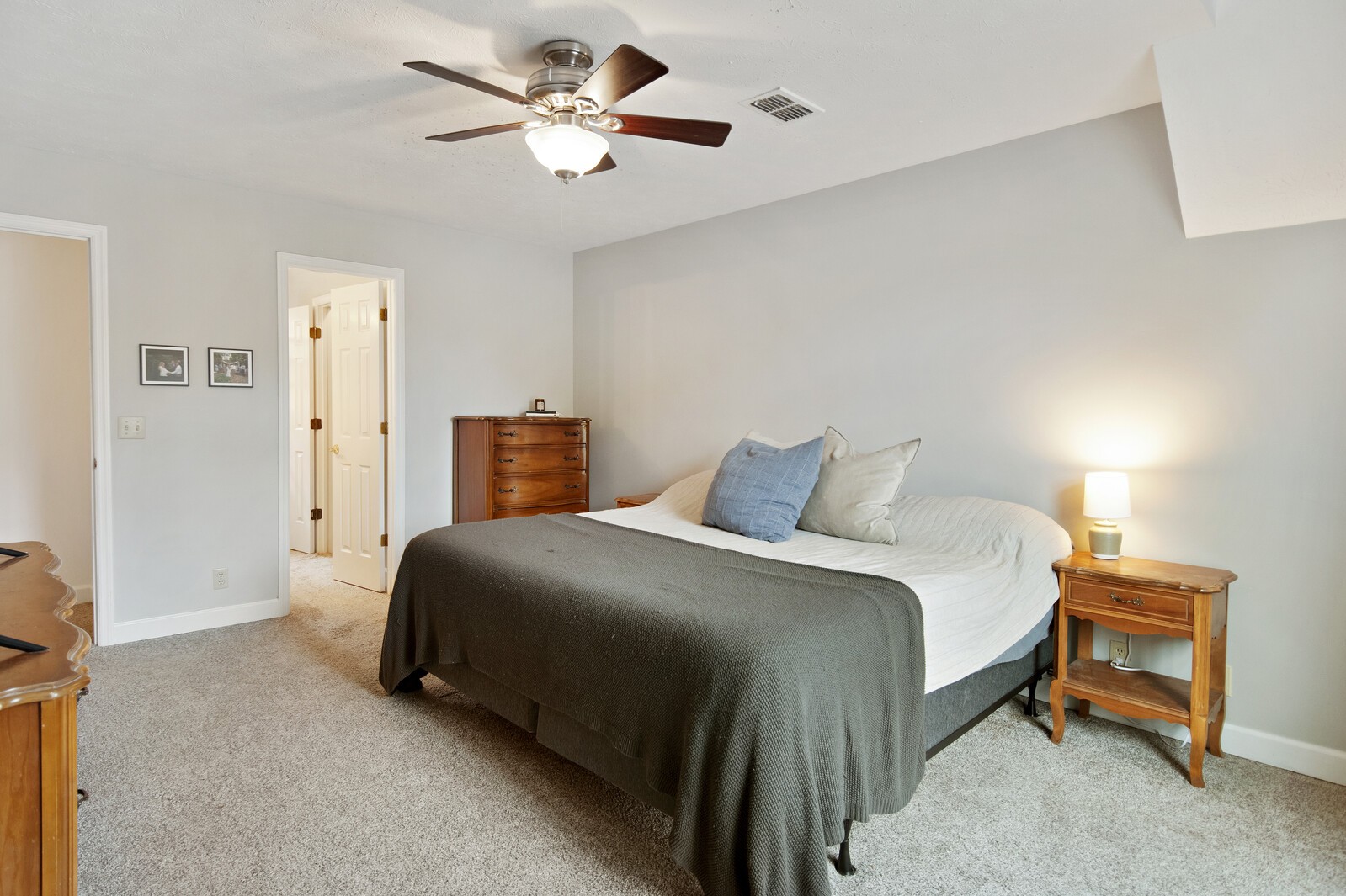 409 Calumet Ct