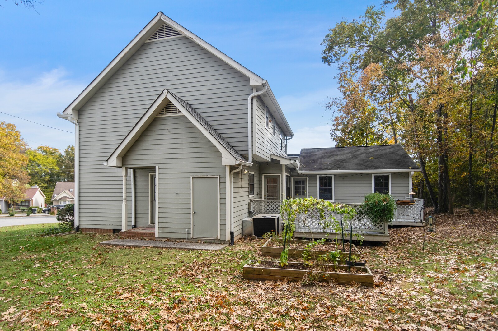 409 Calumet Ct