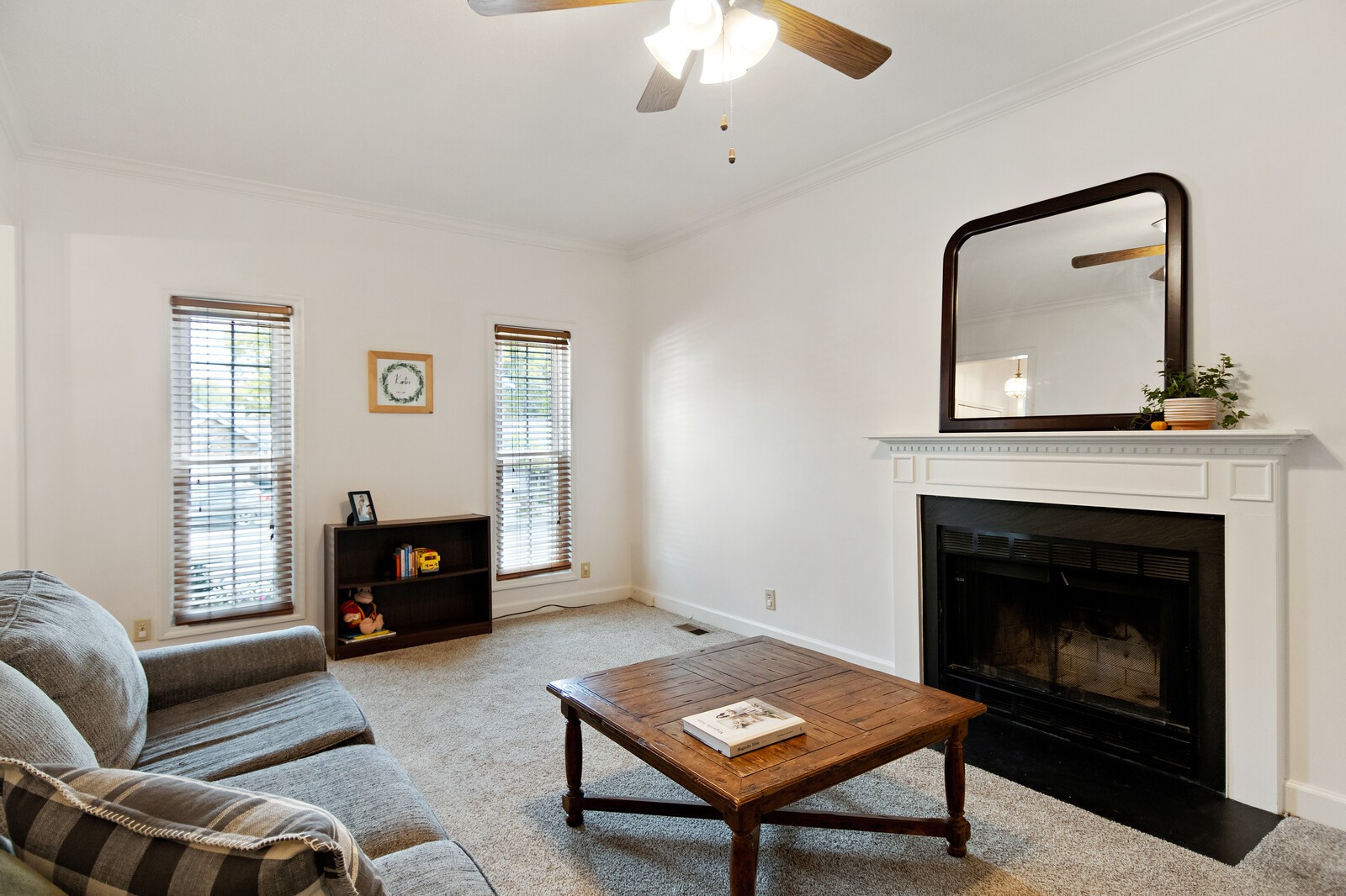 409 Calumet Ct