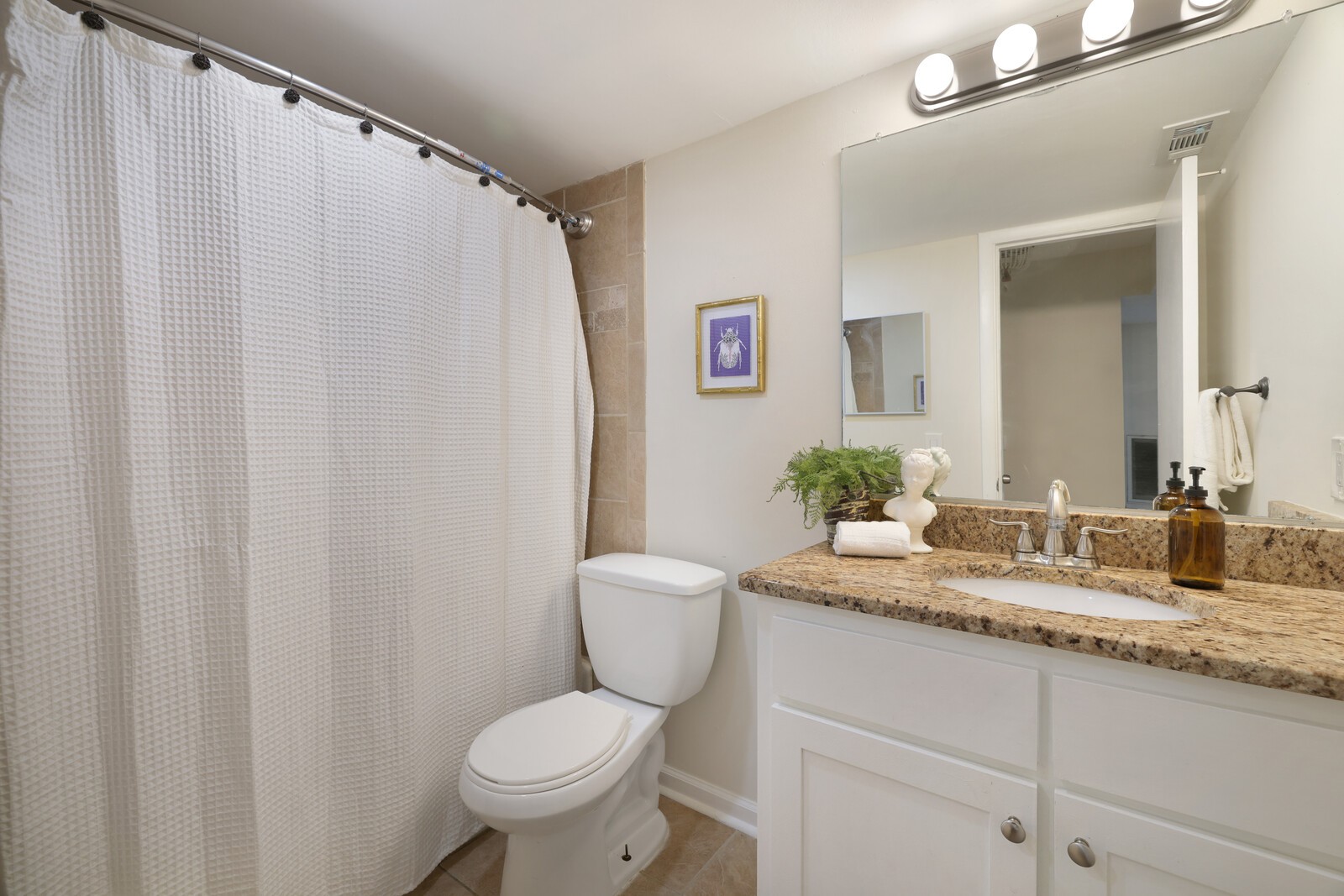 4425 Westlawn Dr Unit: A105
