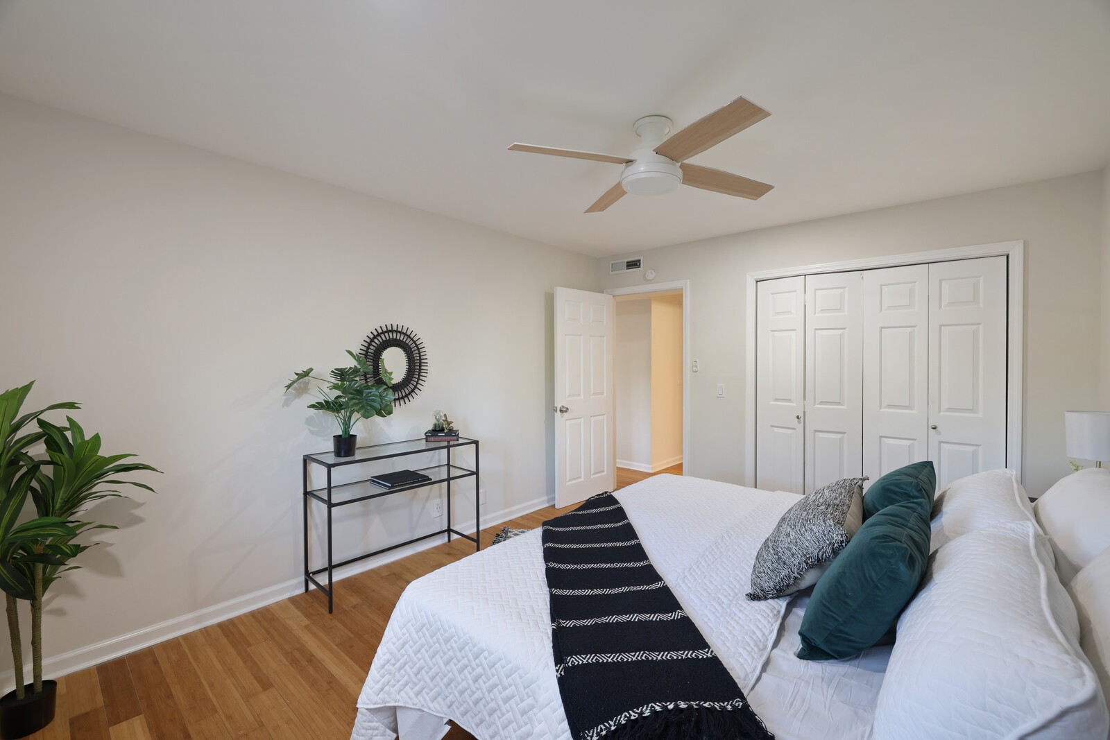 4425 Westlawn Dr Unit: A105
