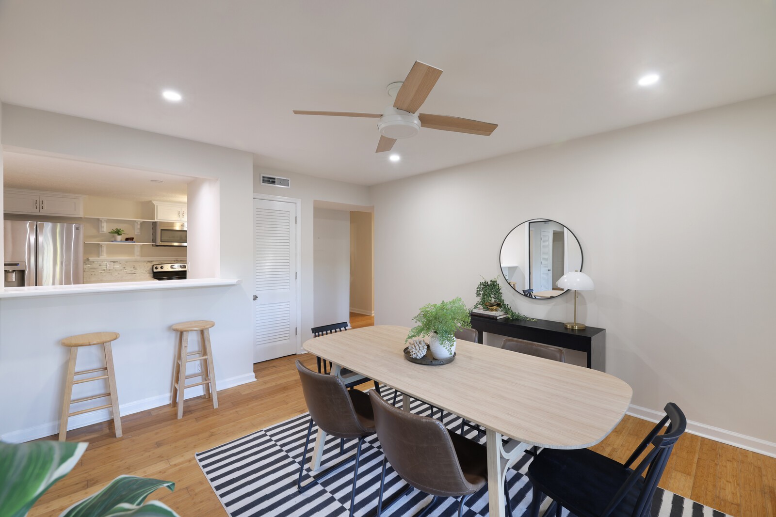 4425 Westlawn Dr Unit: A105