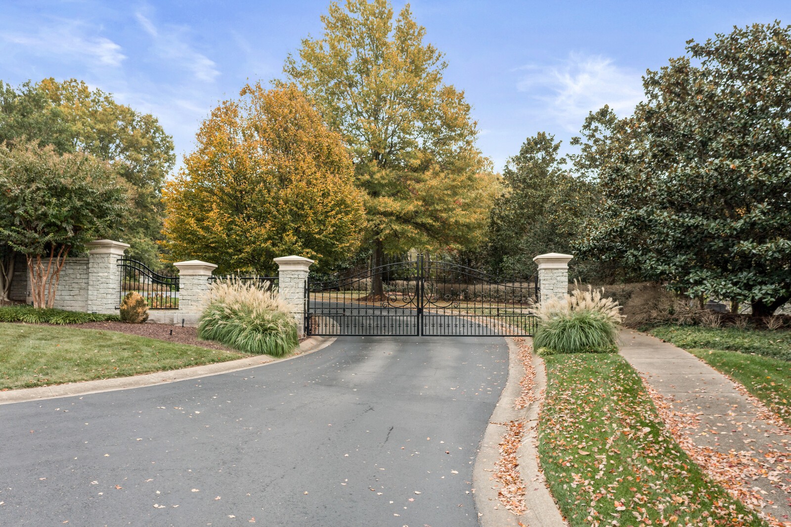 401 Tramore Ct