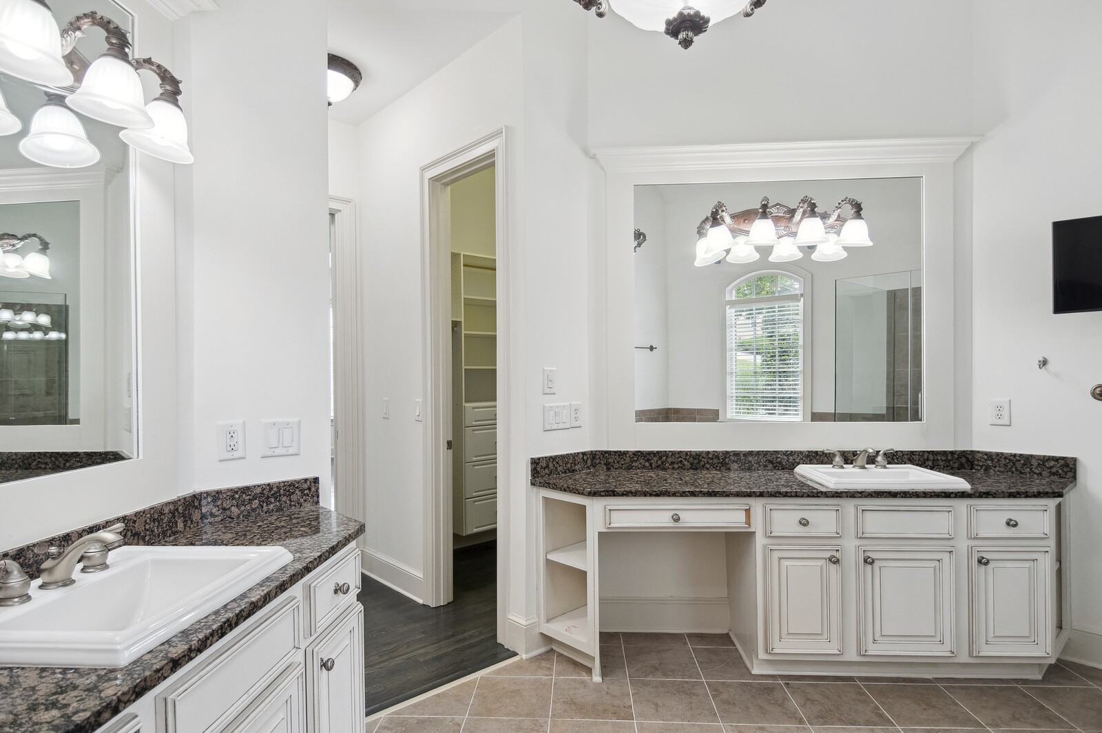 401 Tramore Ct