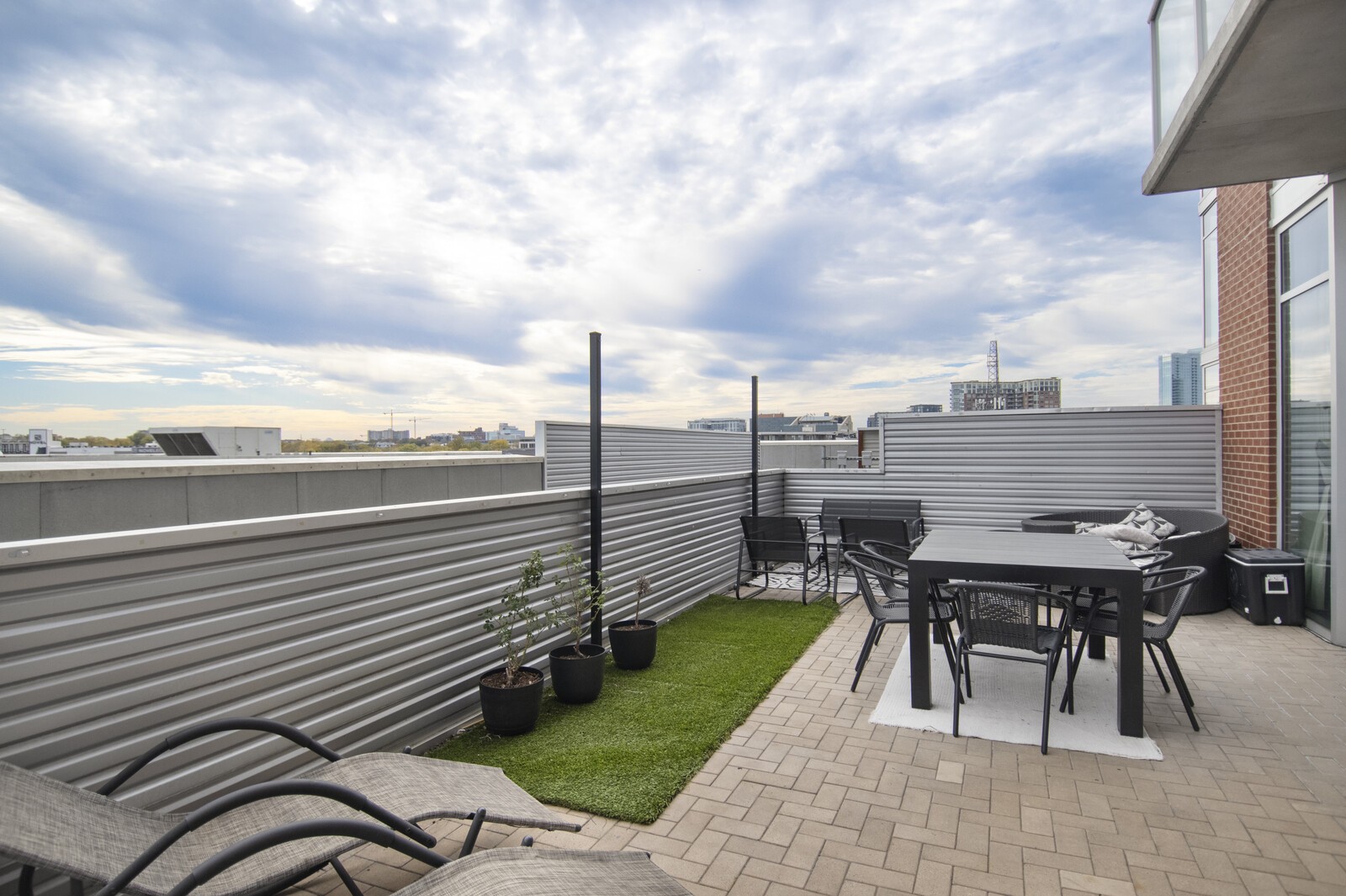 600 12th Ave, S Unit: 902