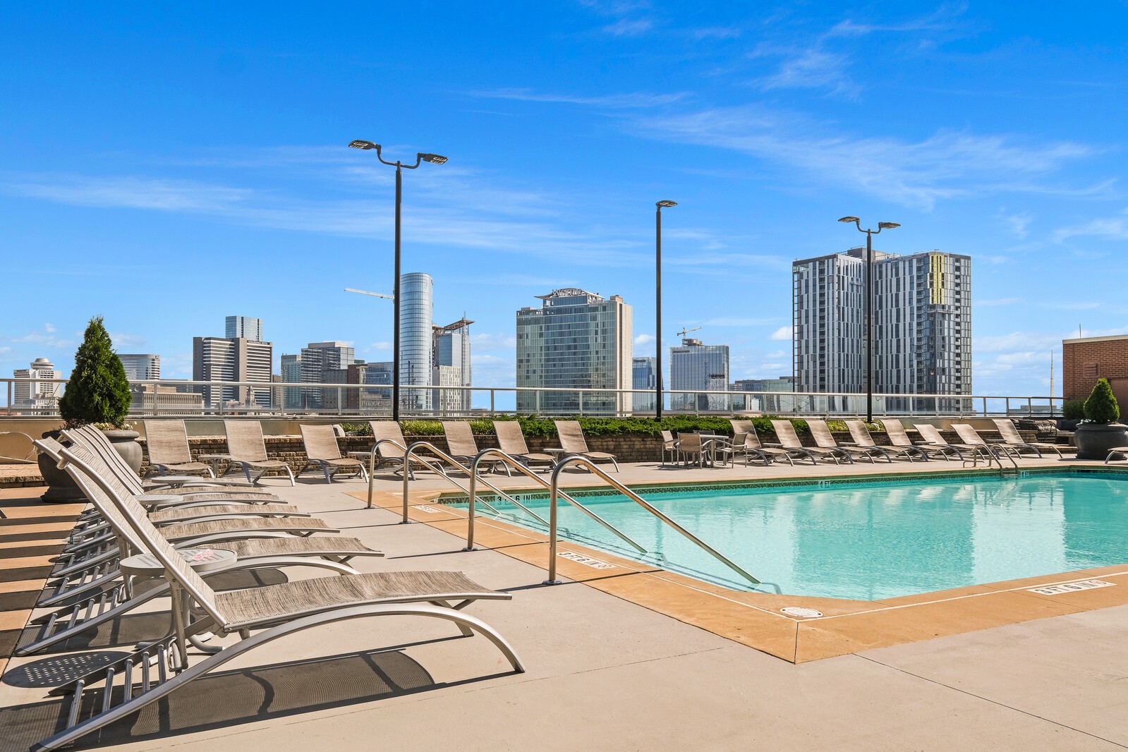 600 12th Ave, S Unit: 902