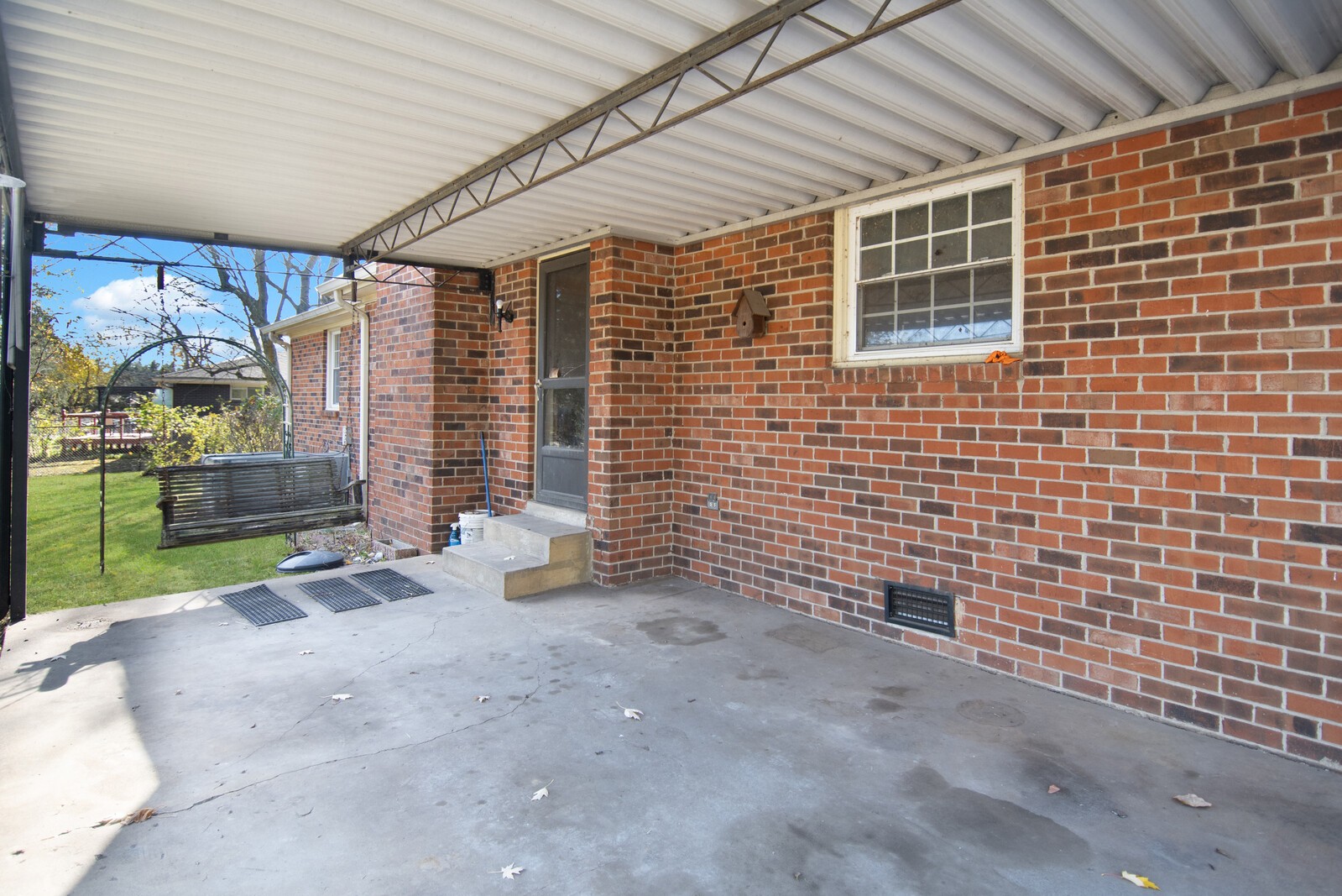 2305 Spring Branch Dr