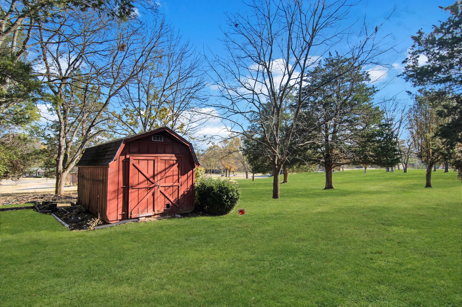 2305 Spring Branch Dr