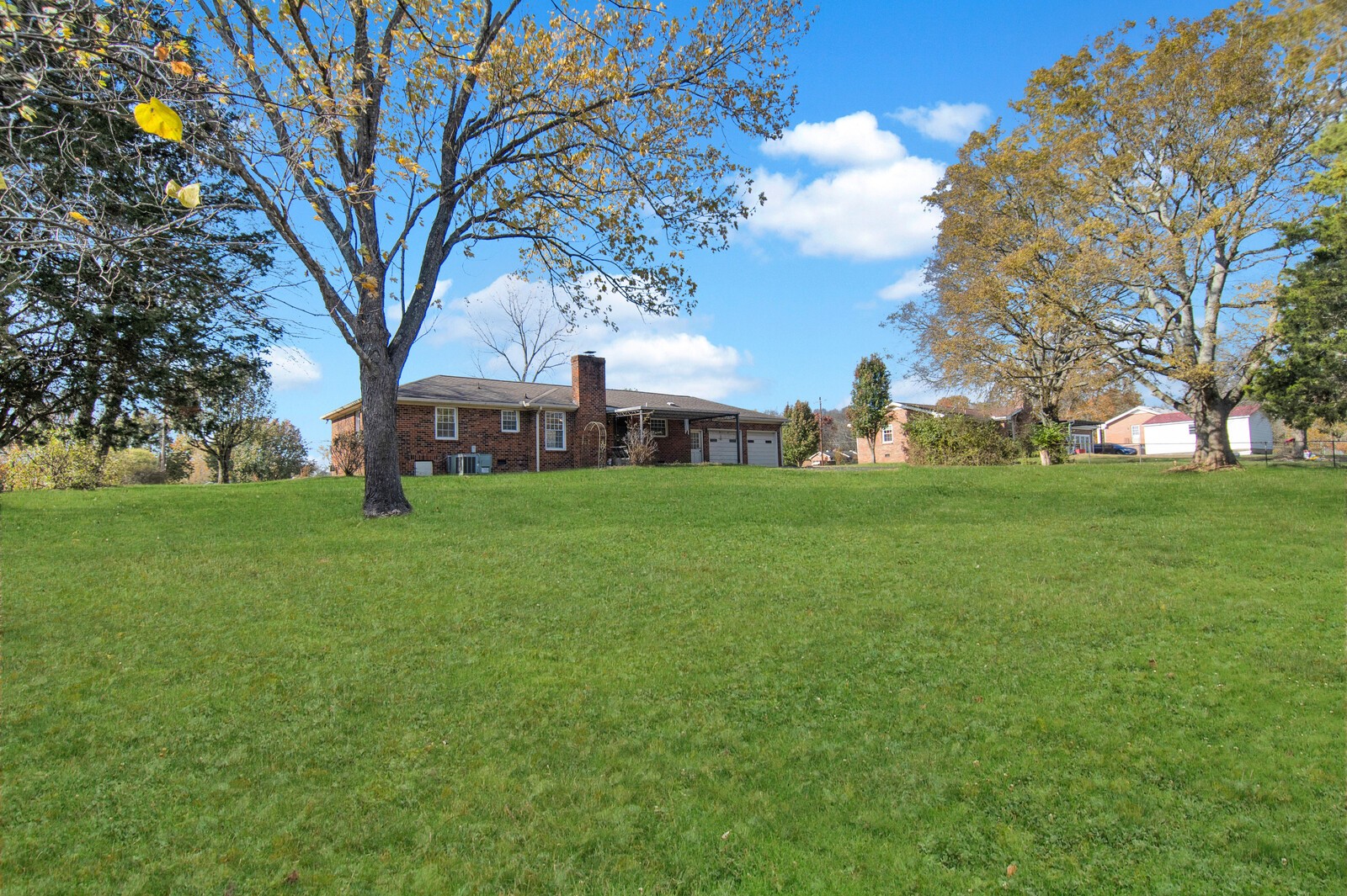 2305 Spring Branch Dr