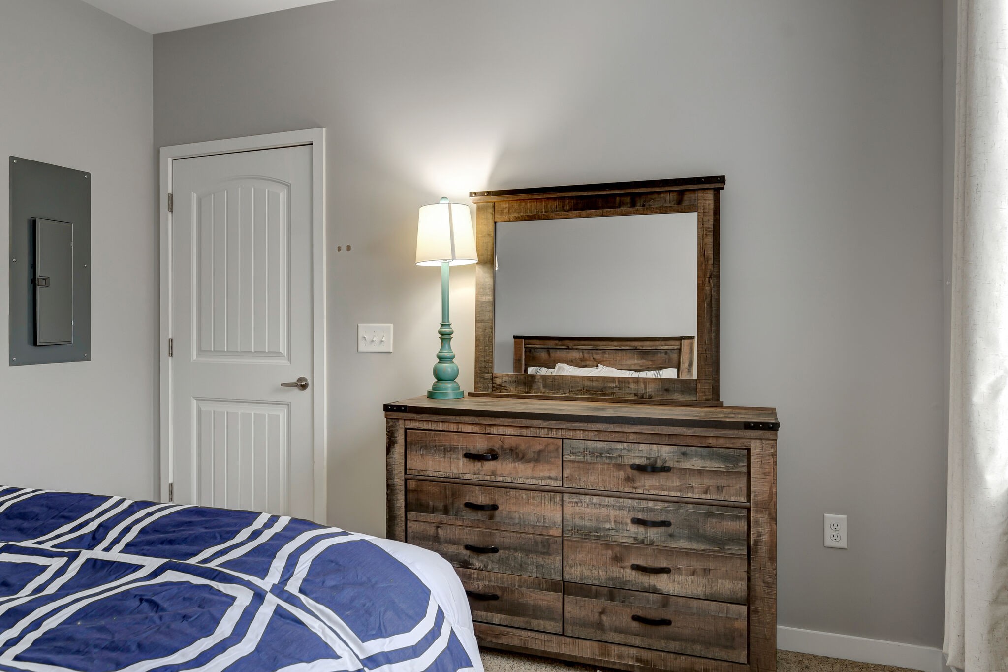1122 Litton Ave Unit: 112