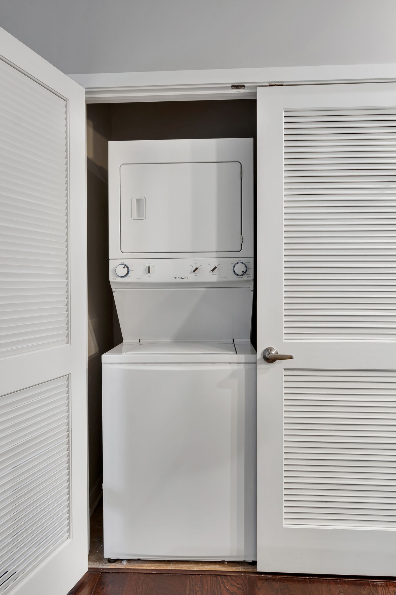 1122 Litton Ave Unit: 112