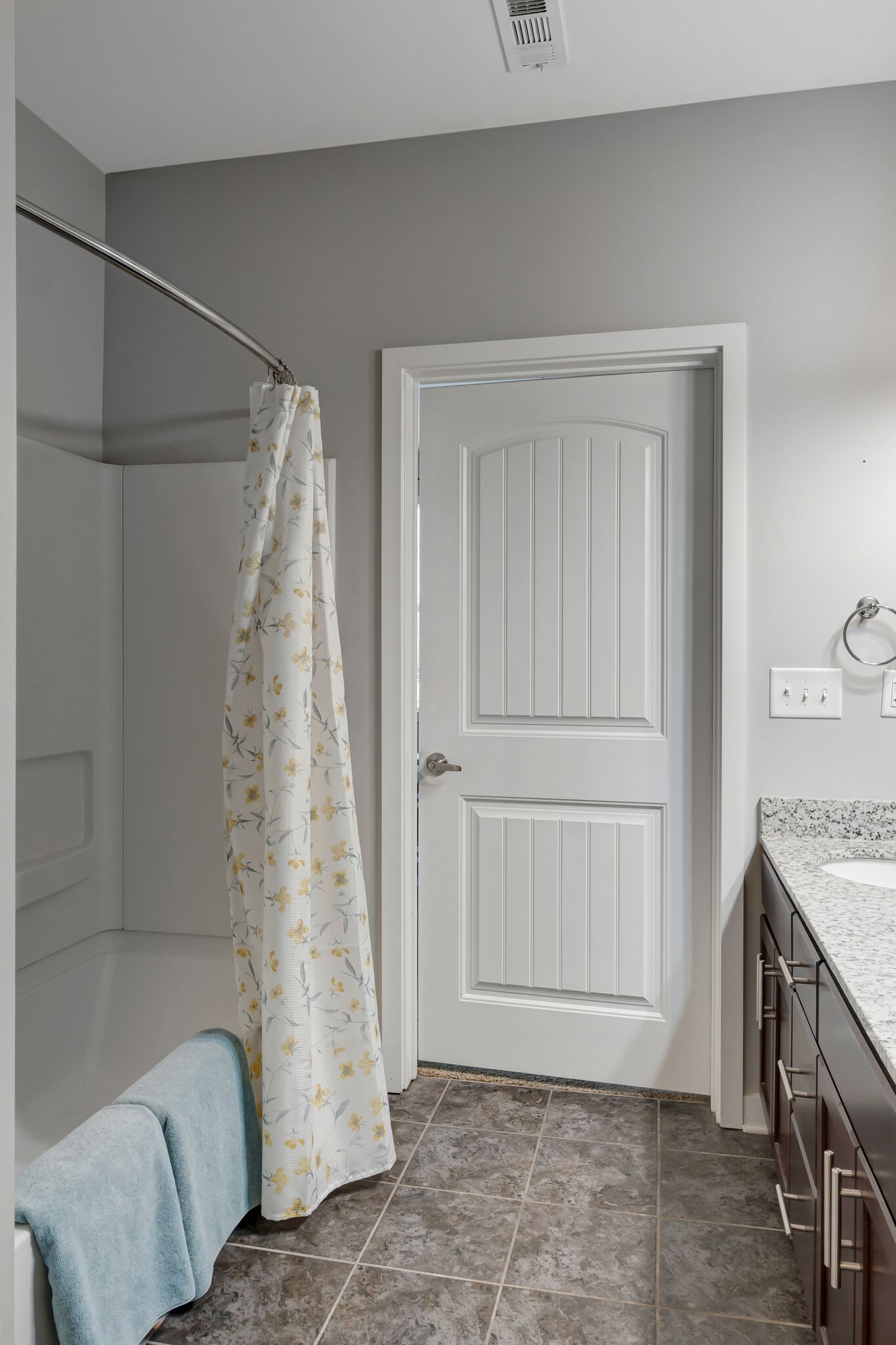 1122 Litton Ave Unit: 112