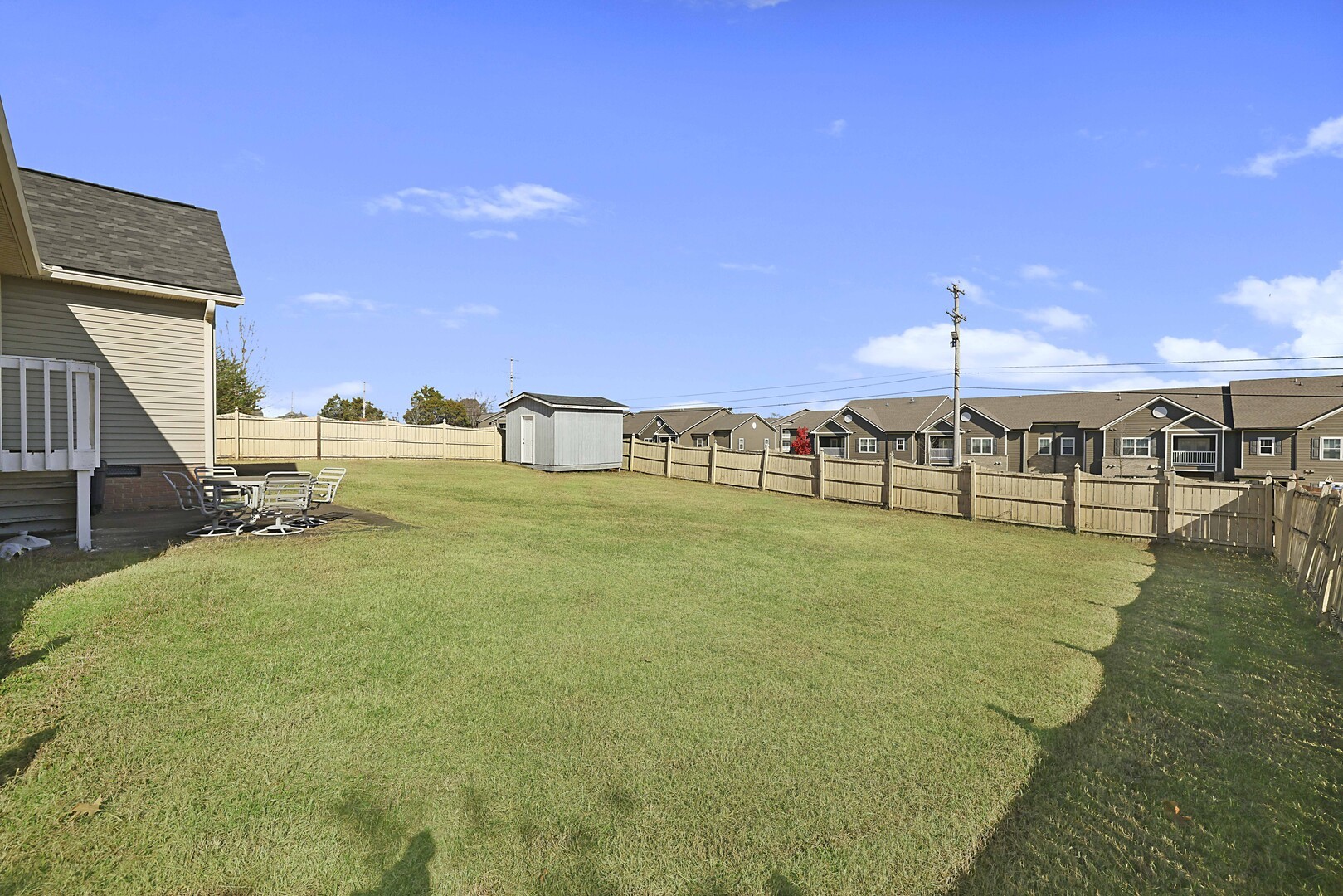 223 Saint Pauls Ln