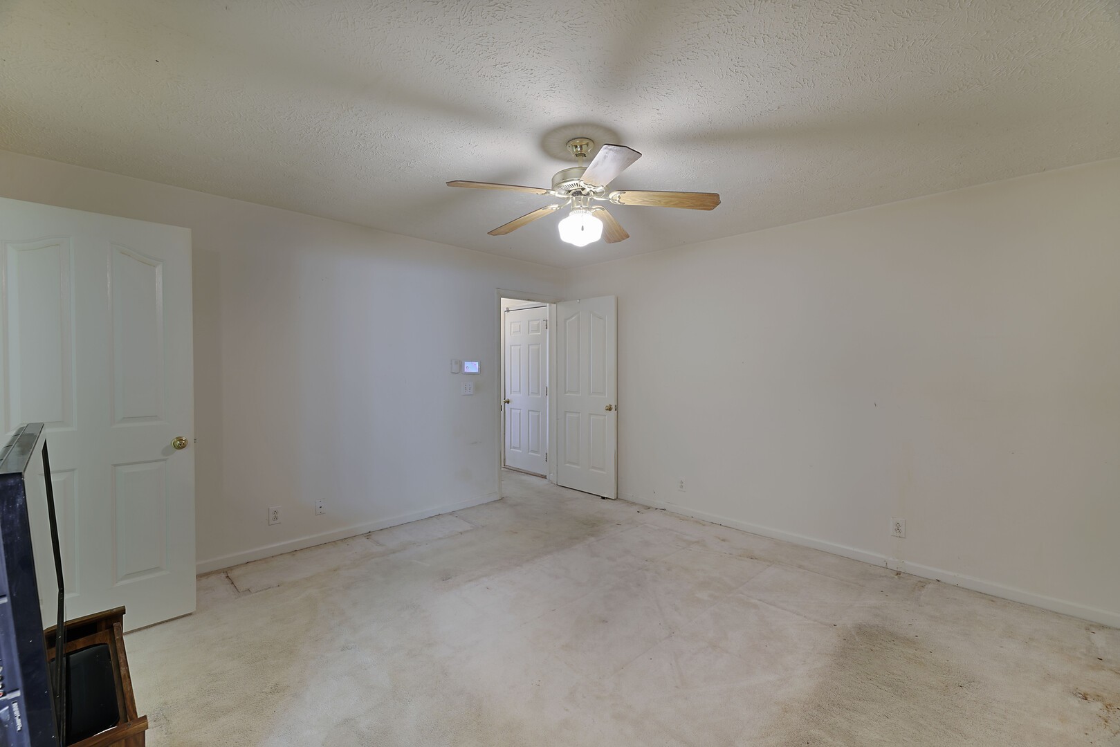223 Saint Pauls Ln