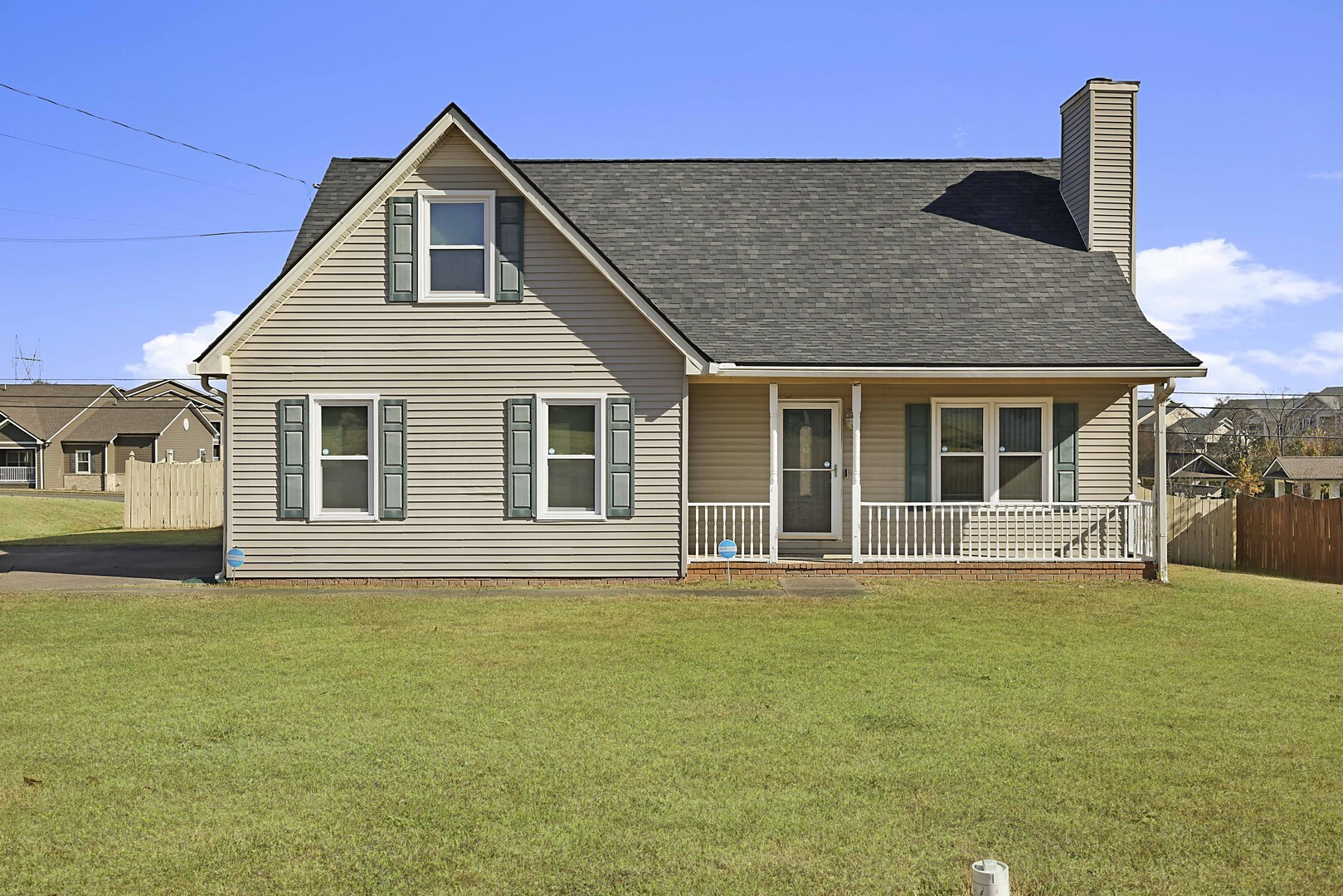 223 Saint Pauls Ln