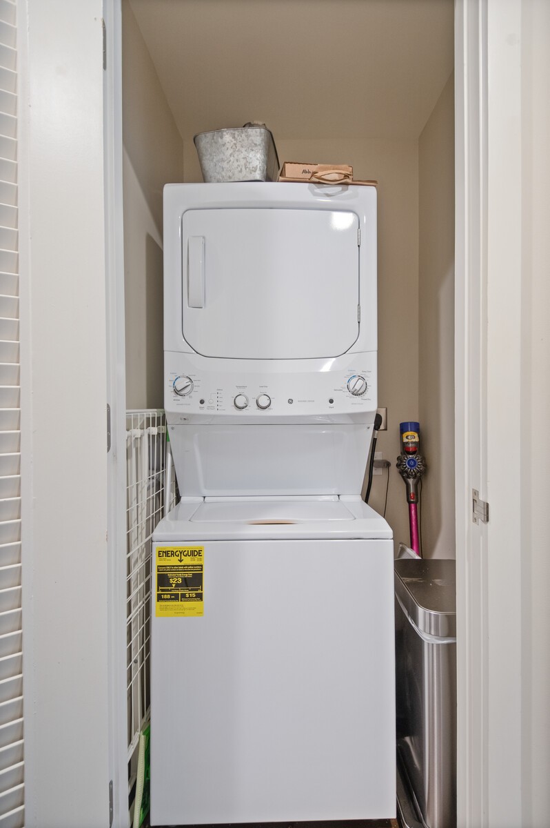 1212 Laurel St Unit: 1010