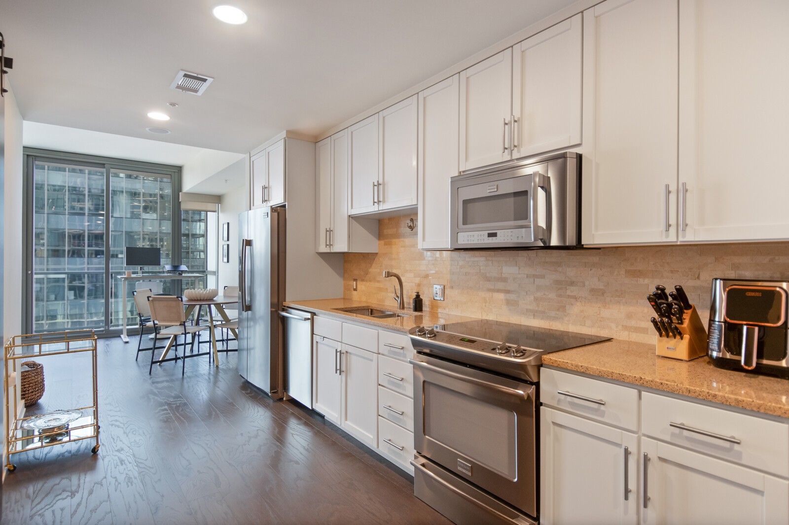 1212 Laurel St Unit: 1010