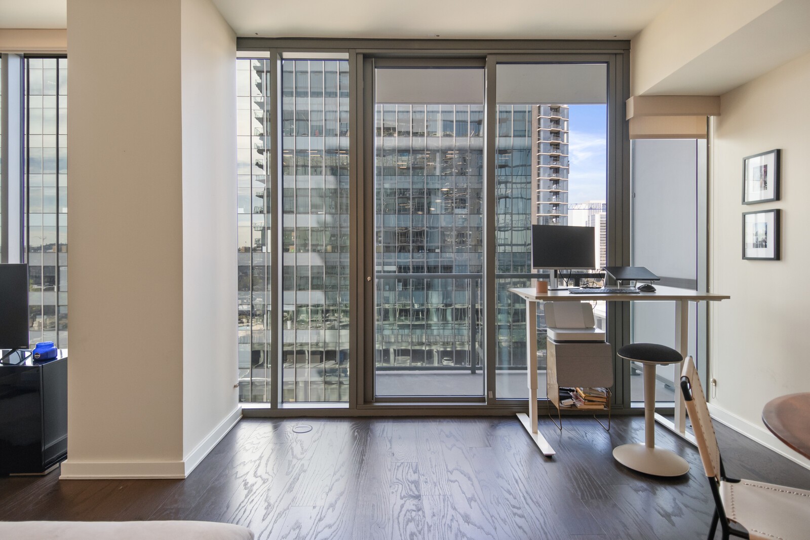 1212 Laurel St Unit: 1010