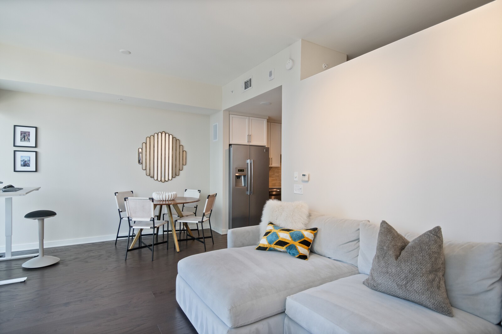1212 Laurel St Unit: 1010