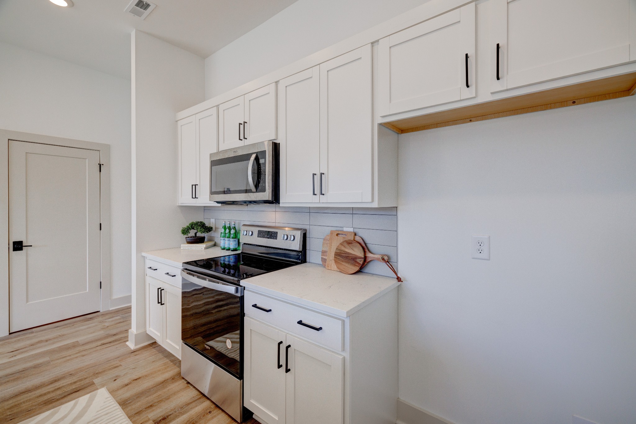 7341 Charlotte Pike Unit: 108 B