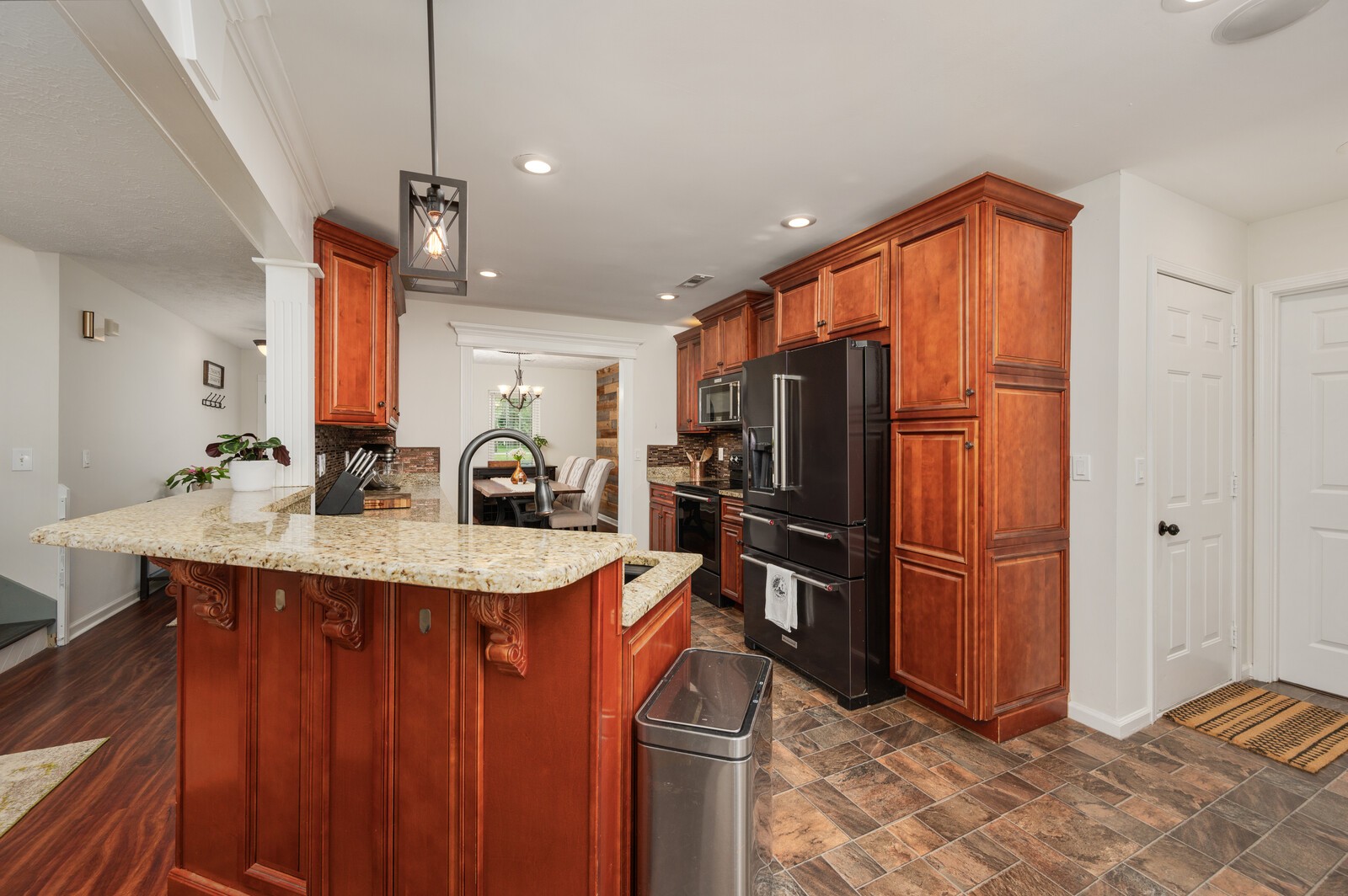 1123 Bramble Trl