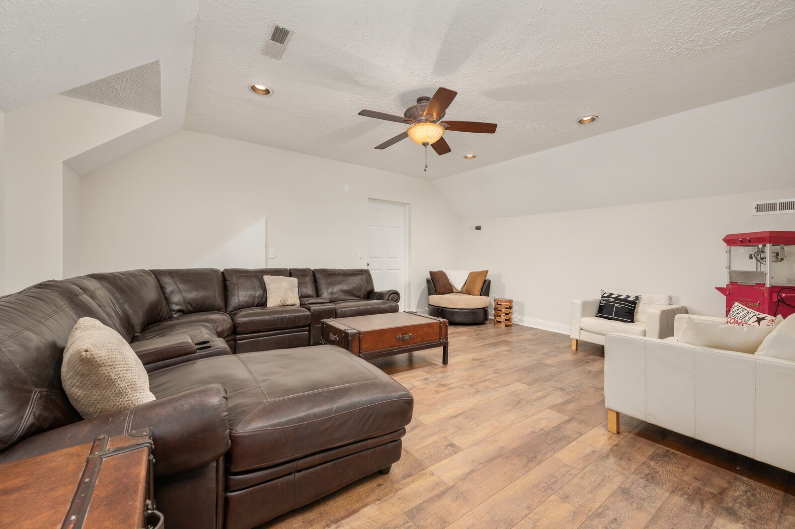 1123 Bramble Trl