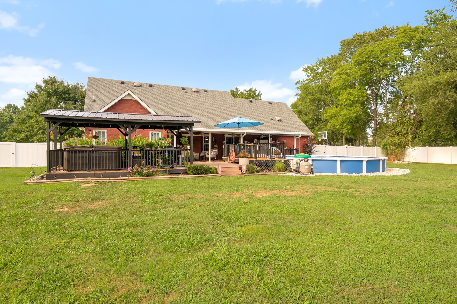 1123 Bramble Trl