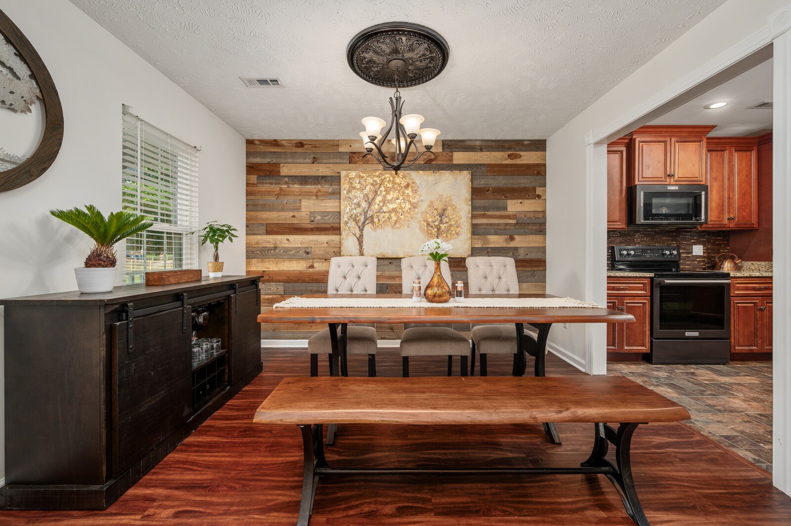 1123 Bramble Trl