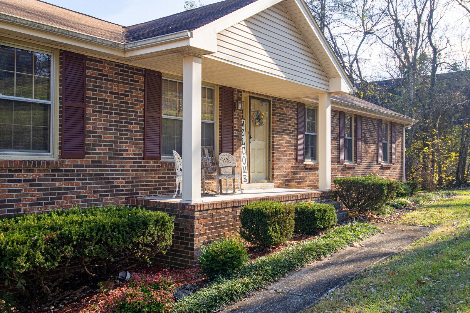 216 Engel Ave