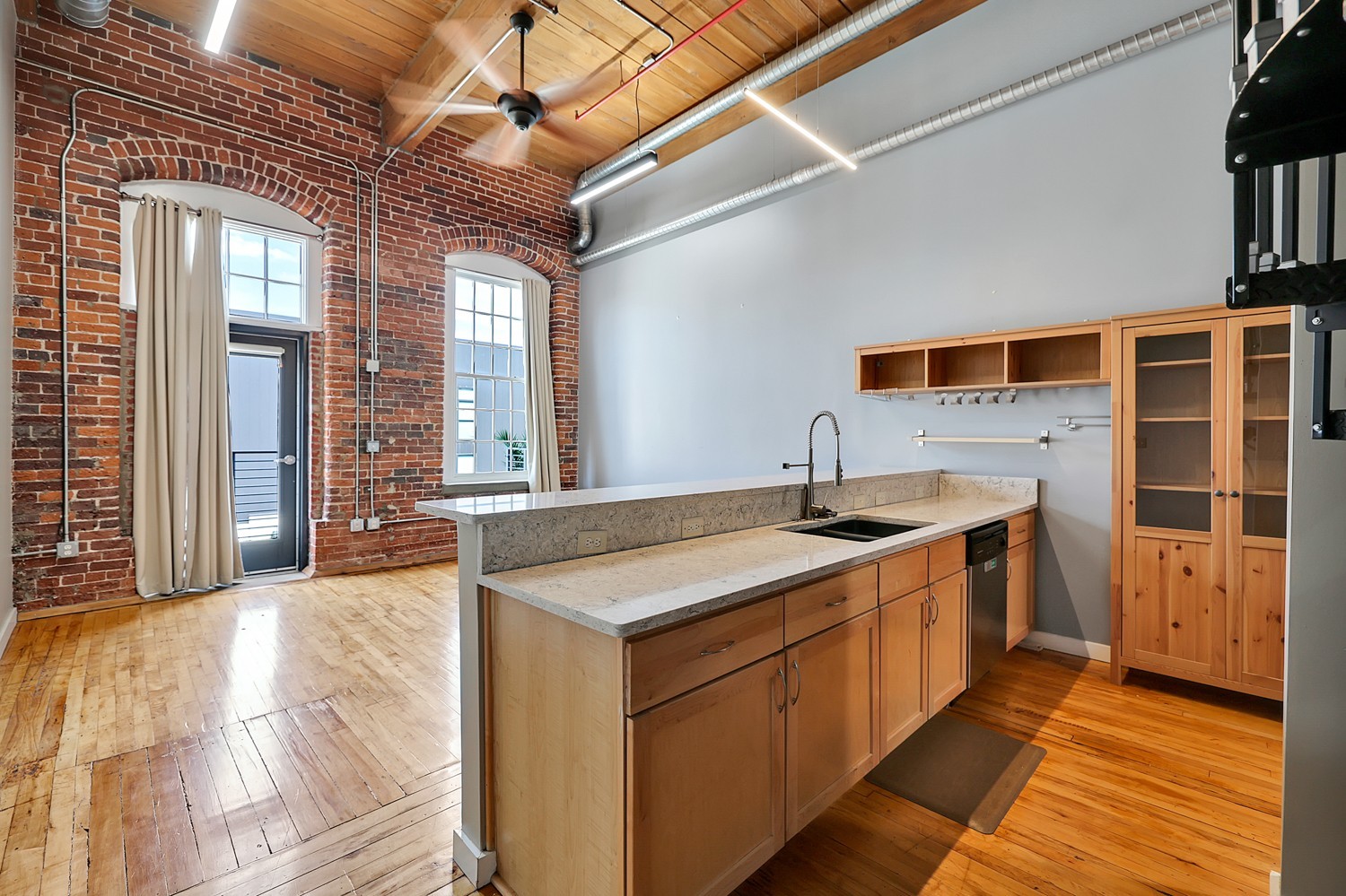 1350 Rosa L Parks Blvd Unit: 425