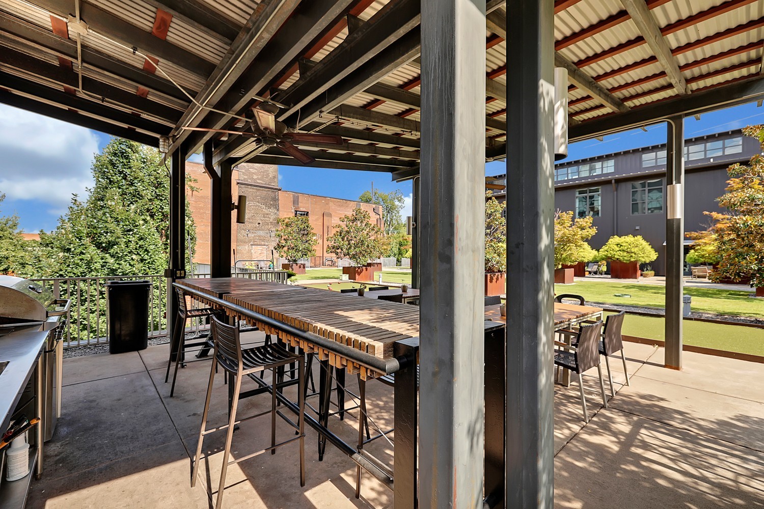 1350 Rosa L Parks Blvd Unit: 425