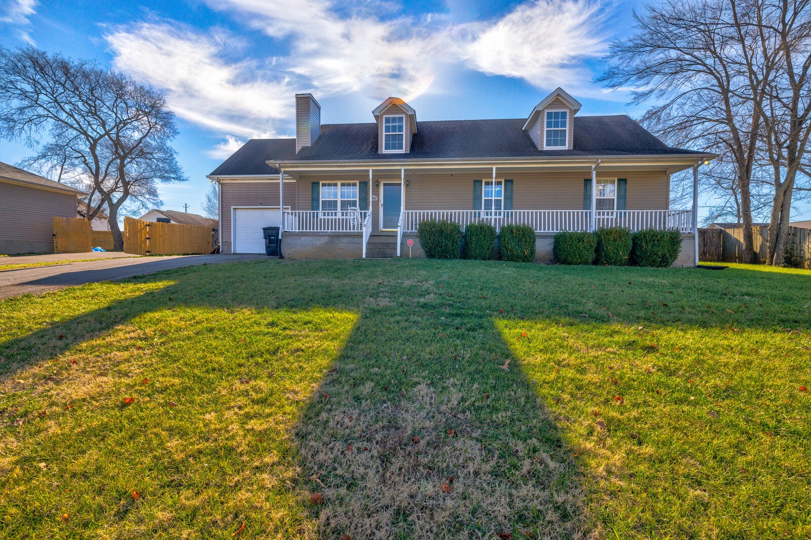2022 Gardendale Dr