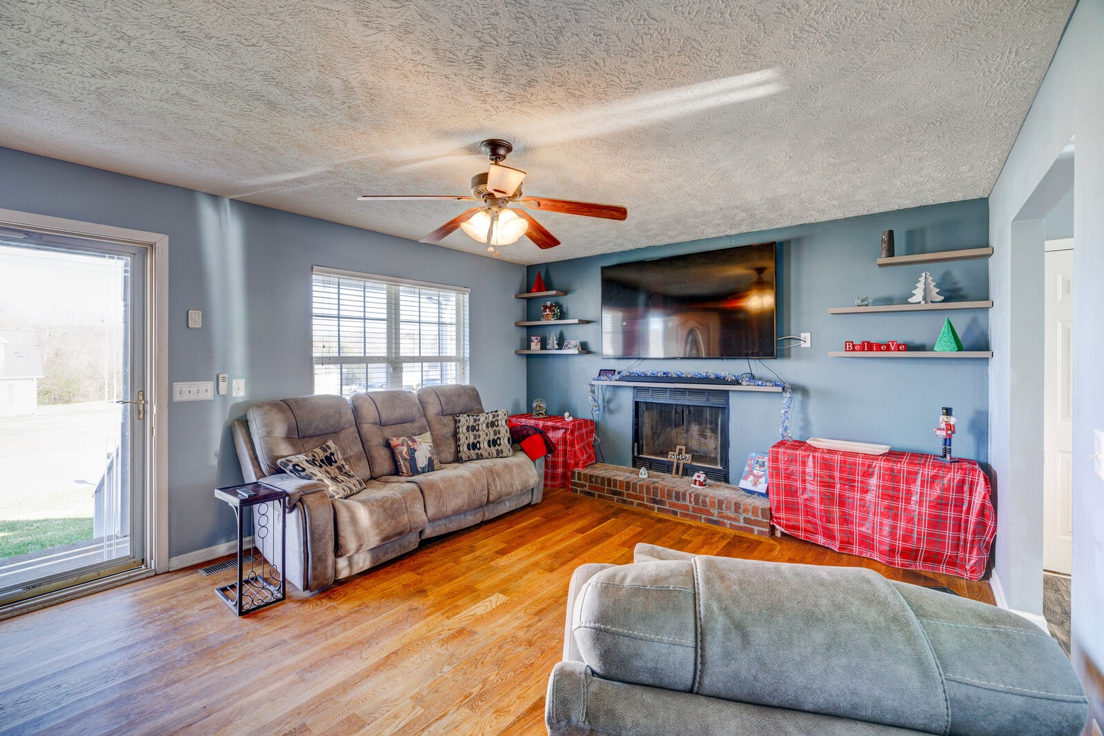 2022 Gardendale Dr