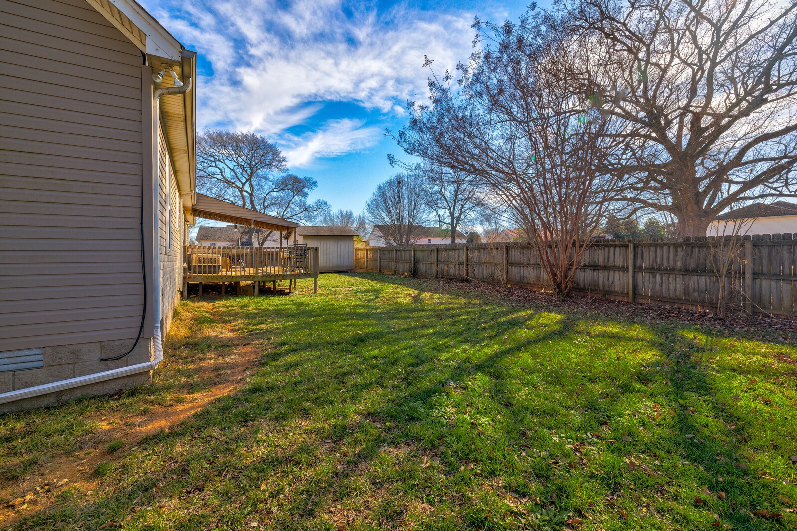 2022 Gardendale Dr
