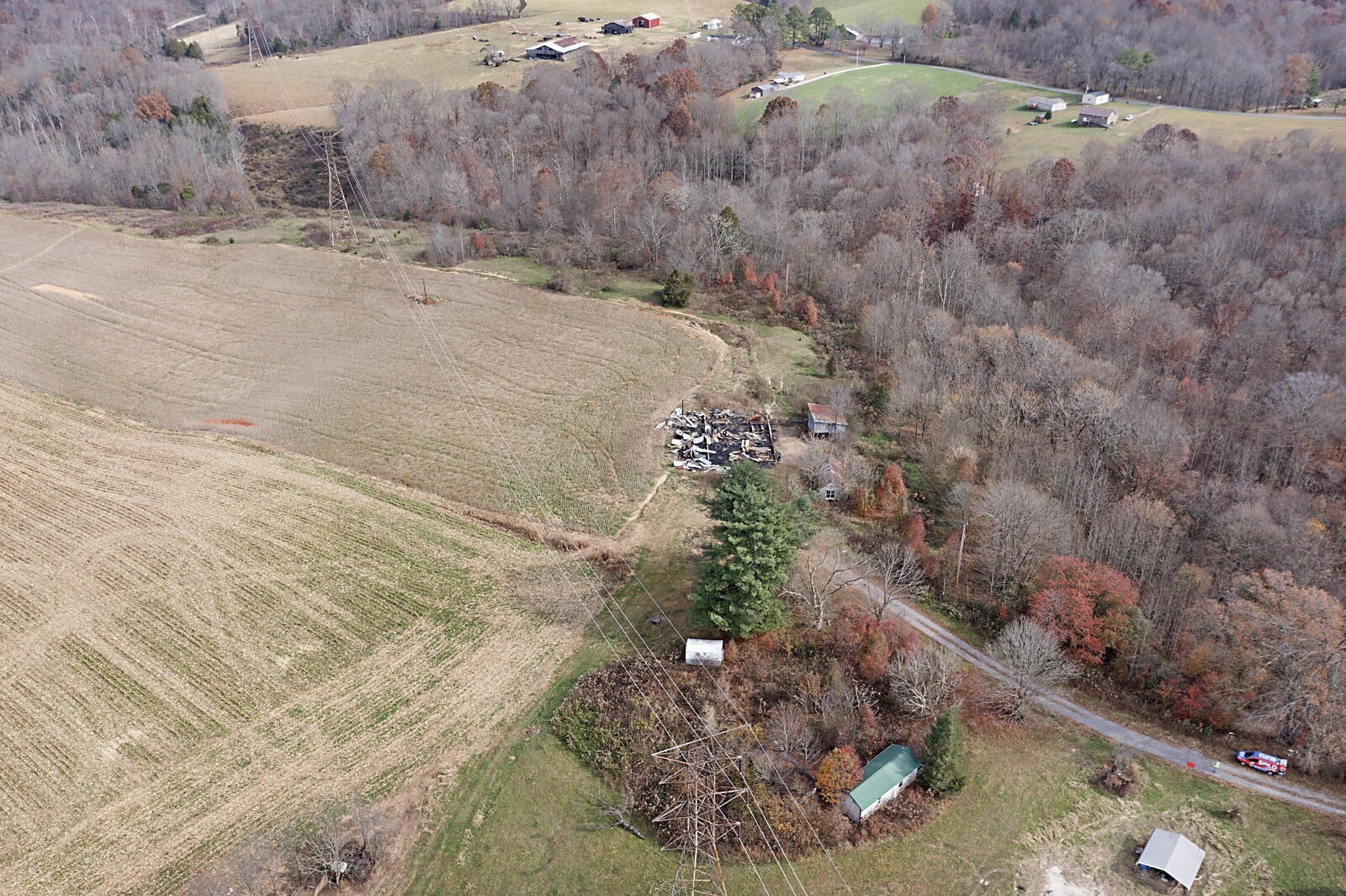 1 Oakmere Ln