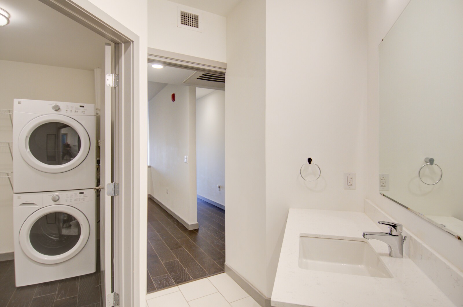 400 Herron Dr Unit: 103