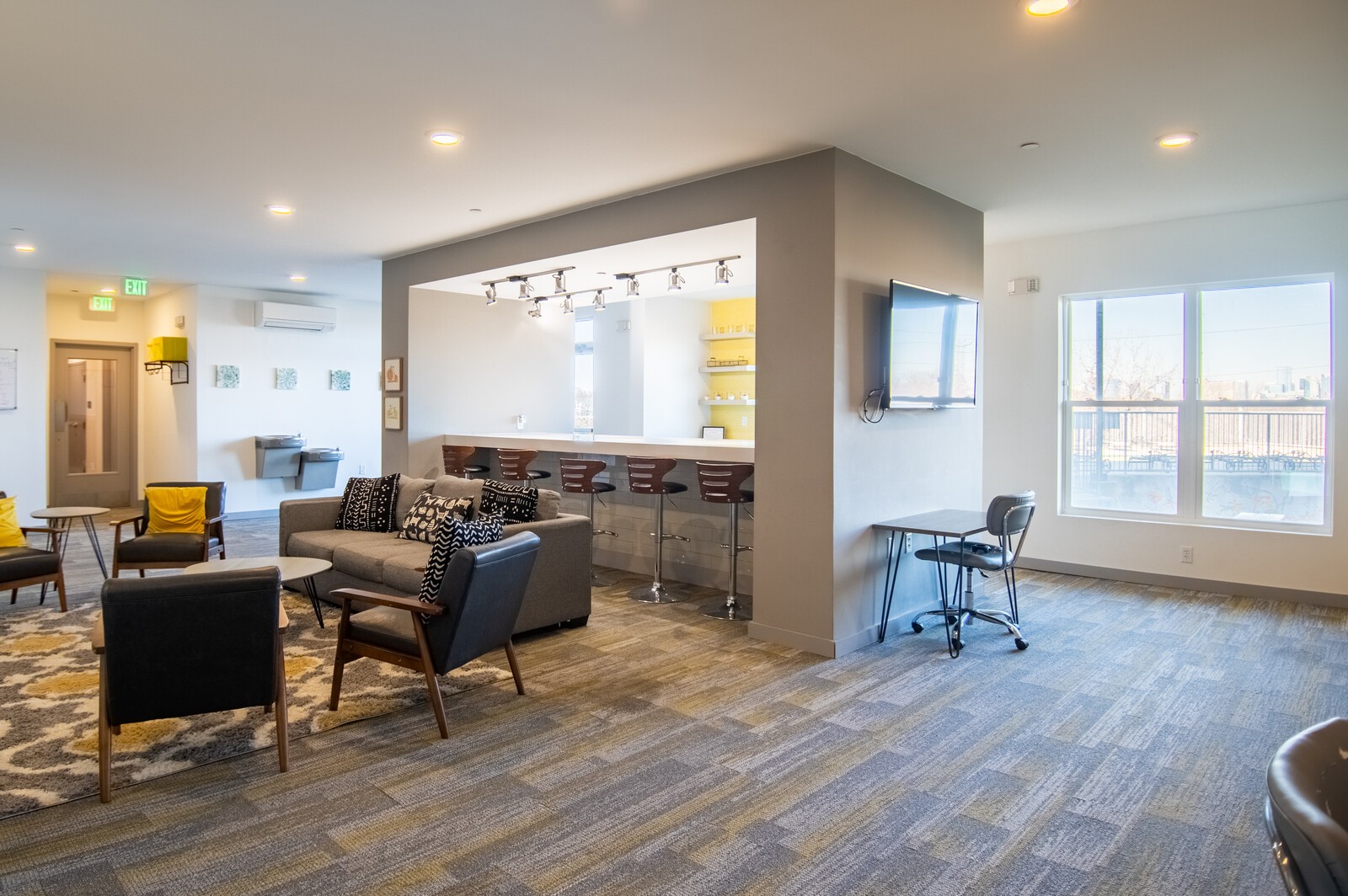 400 Herron Dr Unit: 103