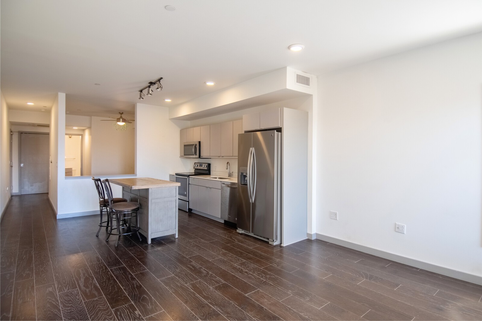 400 Herron Dr Unit: 103